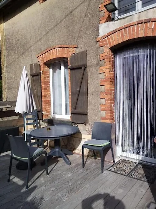 Maison De Caractere. La Chapelle-de-Brain Holiday home